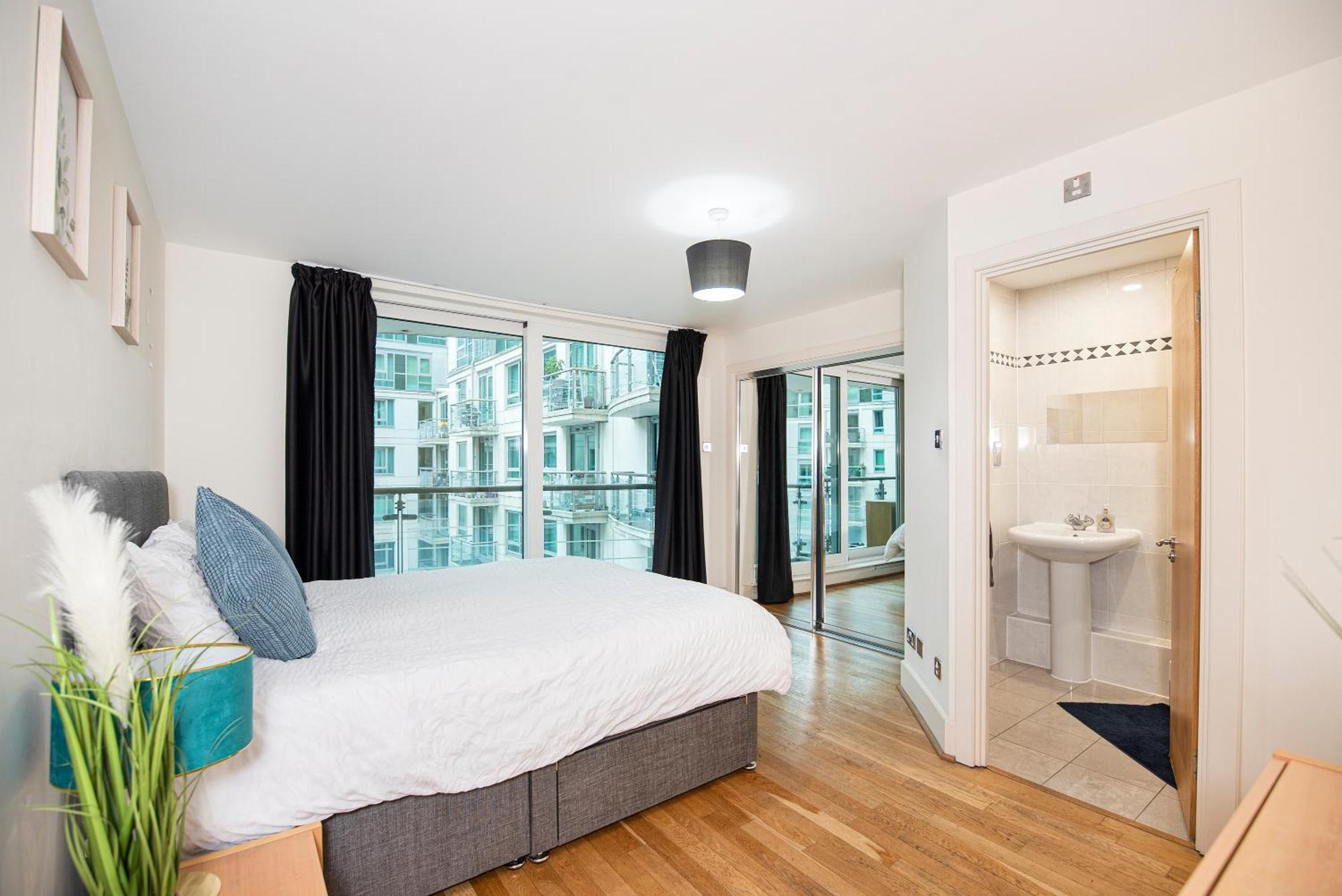 Amazing Thames View Apartment Лондон Екстериор снимка