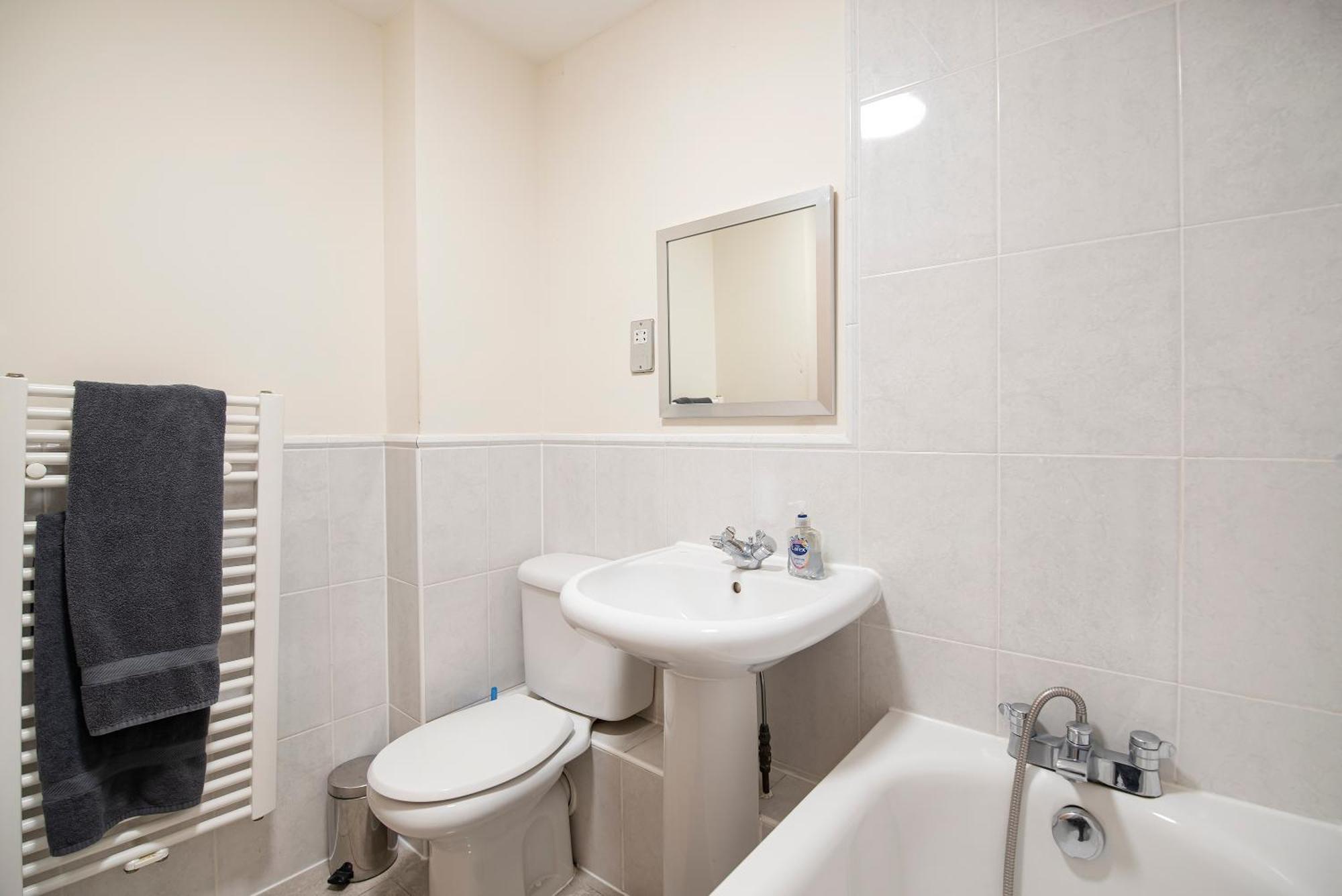 Amazing Thames View Apartment Лондон Екстериор снимка