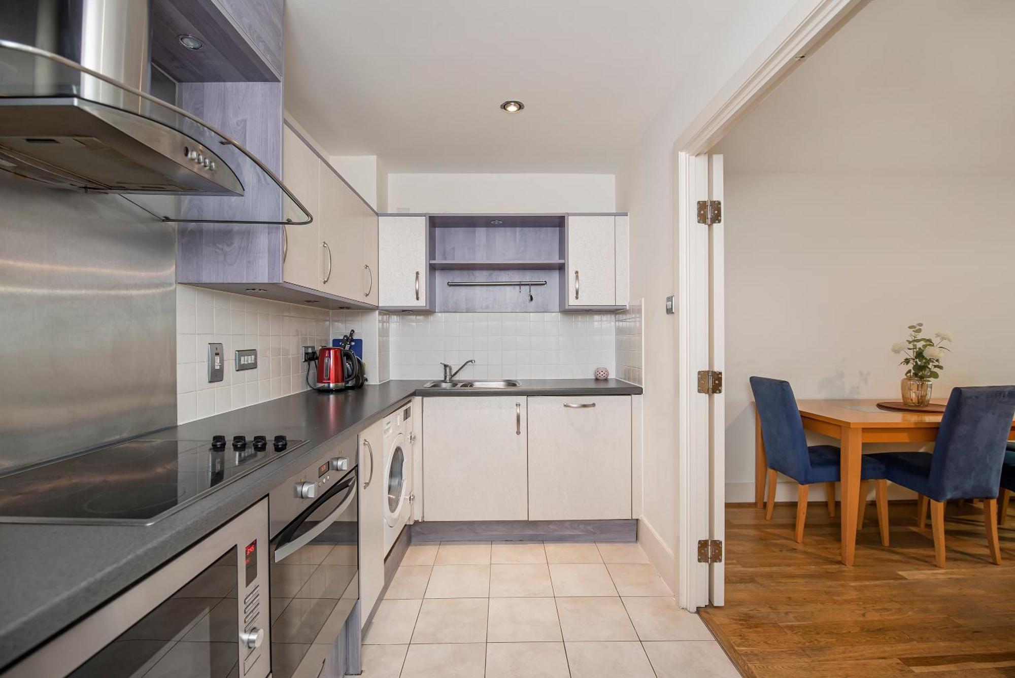 Amazing Thames View Apartment Лондон Екстериор снимка